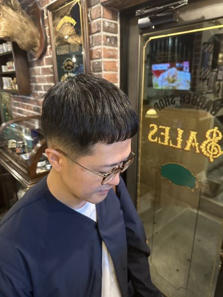 フェードフレンチクロップスタイル