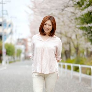 山田 涼子